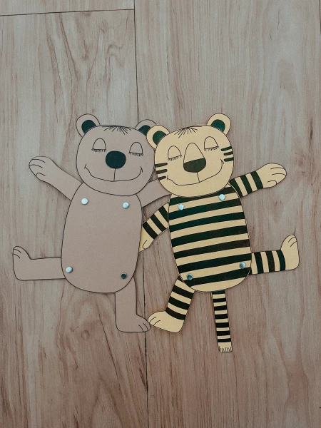 Hampeltieger und -bär